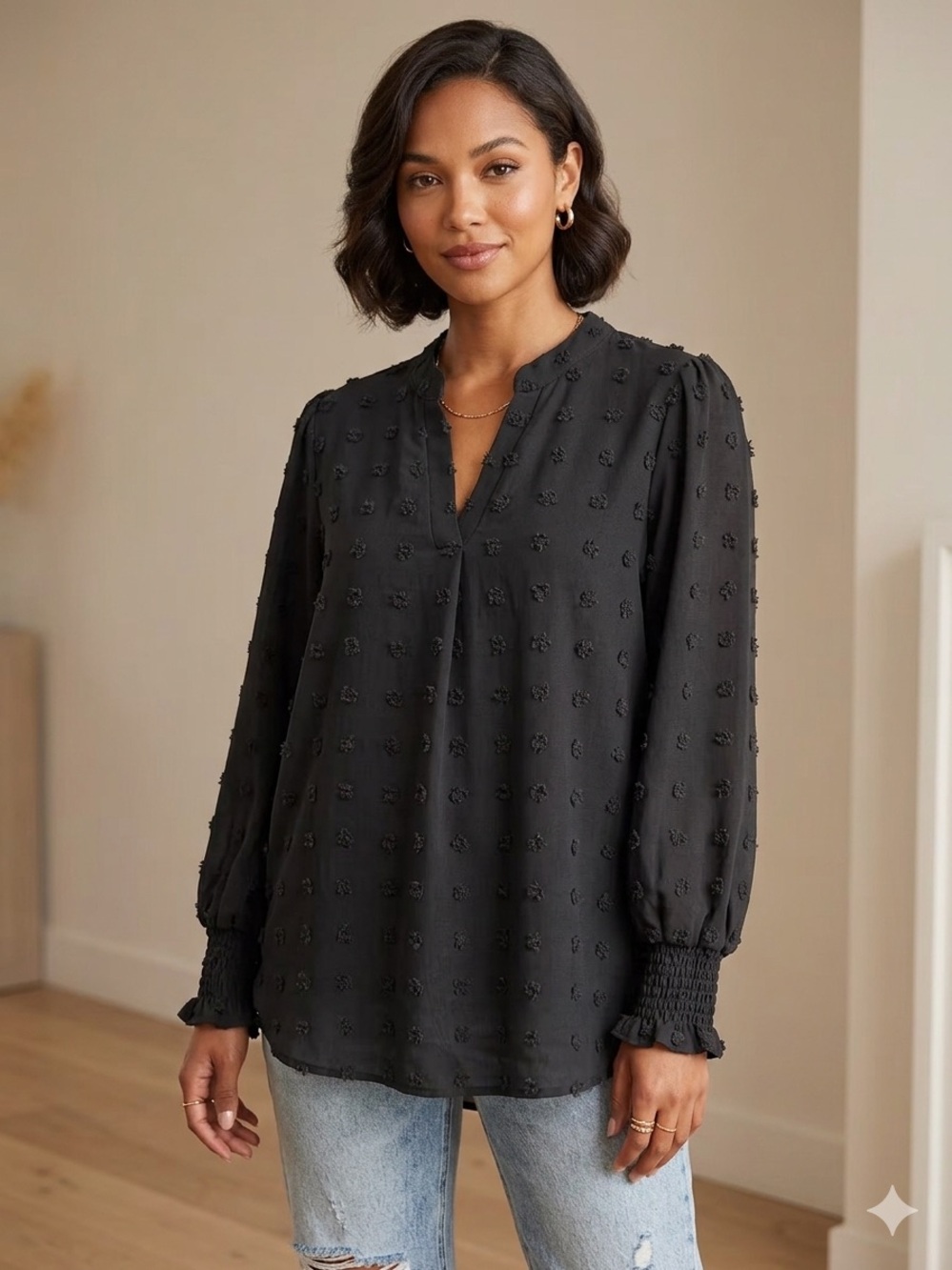 Women's Black Textured V-Neck Long Sleeve Blouse NWOT